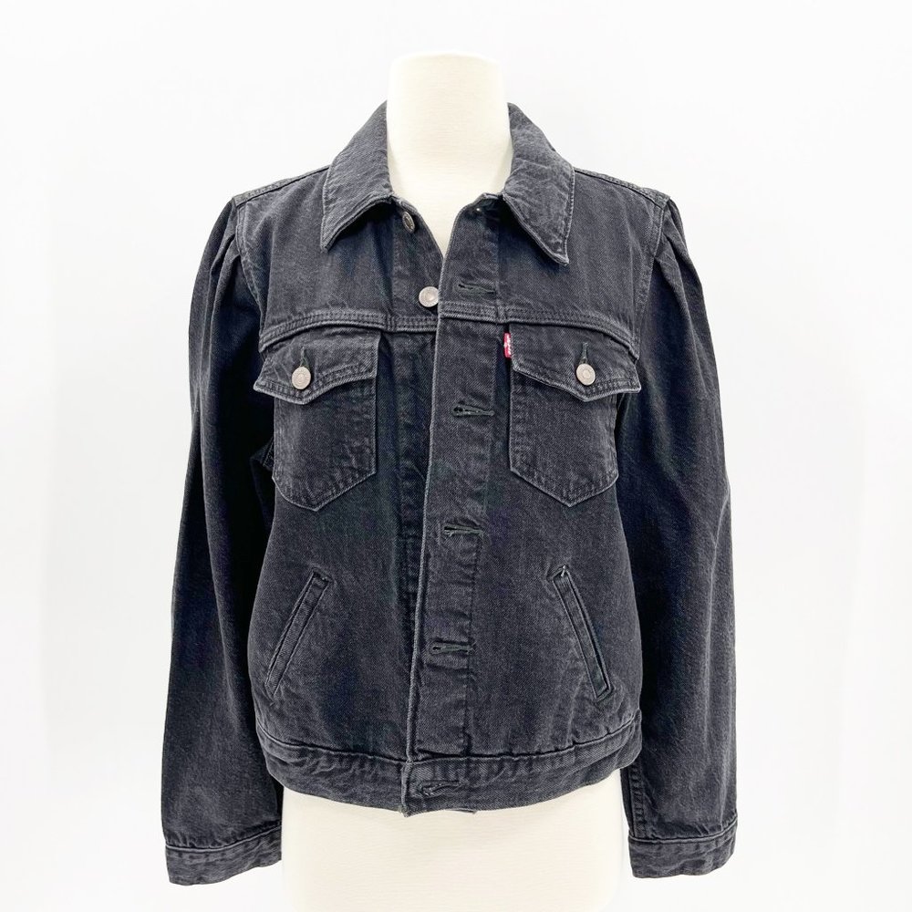 NWT Levi’s Black Denim Jacket Size M